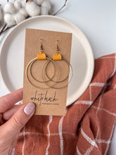 Load image into Gallery viewer, Mustard Yellow Leather & Brass Circles Earrings