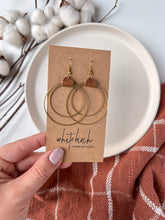 Load image into Gallery viewer, Distressed Brown Leather & Brass Circles Earrings