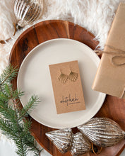 Load image into Gallery viewer, Brass Art Deco Shell Earrings