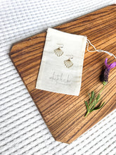 Load image into Gallery viewer, Brass Art Deco Shell Earrings