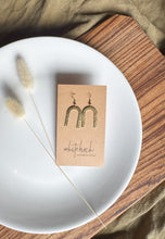 Load image into Gallery viewer, Hammered Brass Bold Horseshoe Earrings