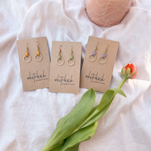 Load image into Gallery viewer, Lilac Leather & Small Brass Circle Earrings