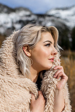 Load image into Gallery viewer, Brass Circle Statement Earrings