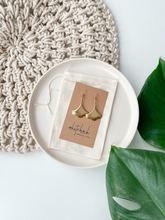 Load image into Gallery viewer, Brass Flower Earrings