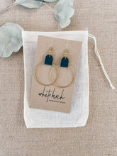 Load image into Gallery viewer, Dark Green Leather Oval & Brass Circle Earrings