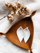 Load image into Gallery viewer, *SALE* Textured White Leather Small Leaf Earrings With Silver Hook