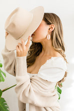 Load image into Gallery viewer, Blush Pink Petal Leather and Brass Bar Earrings