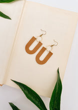 Load image into Gallery viewer, Biscuit Brown U-Shaped Leather & Brass Ring Earrings