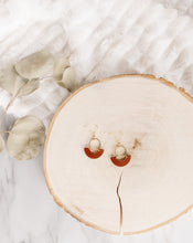 Load image into Gallery viewer, Brown Leather & Brass Ring Geometric Earring