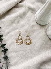 Load image into Gallery viewer, Brass Sunflower Earrings