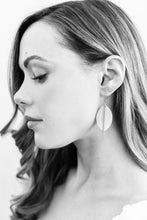 Load image into Gallery viewer, Dark Green Leather Petal and Brass Bar Earrings
