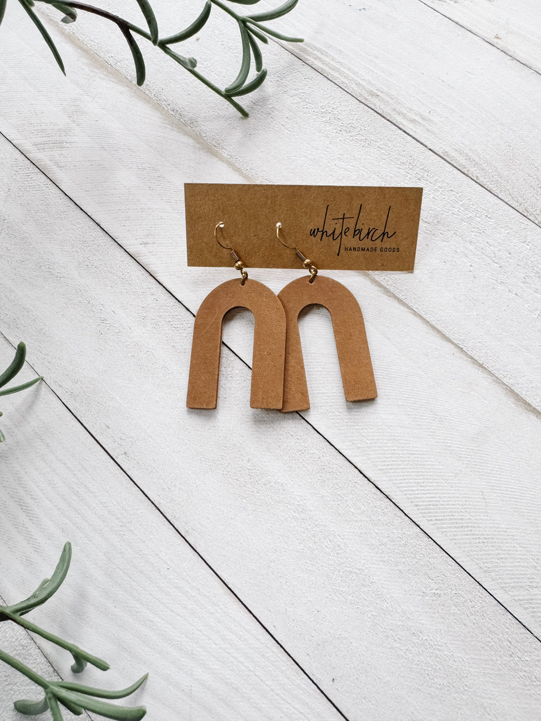 *SALE* Distressed Brown Leather Arch Earrings With Raw Brass Hook
