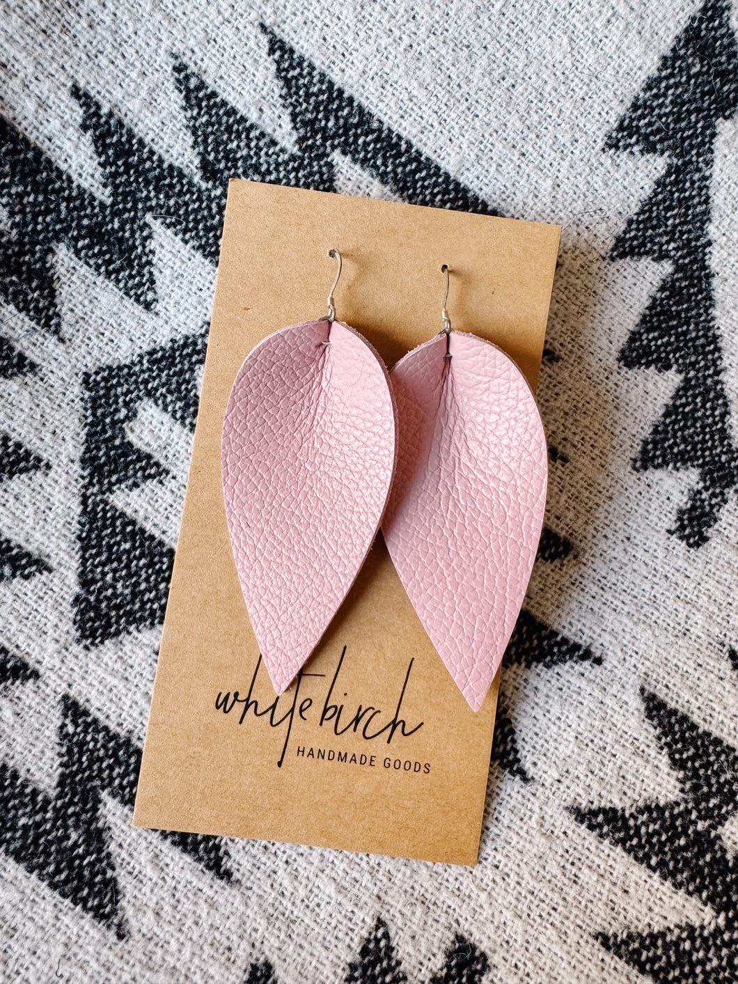 *SALE* Light Pink Large Leather Leaf With Silver Hooks