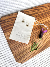 Load image into Gallery viewer, Starburst Earrings
