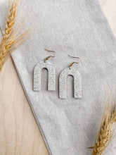 Load image into Gallery viewer, Taupe Chevron Cork Leather Arch Earring
