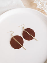 Load image into Gallery viewer, Medium Brown Leather Disc and Brass Bar Earrings
